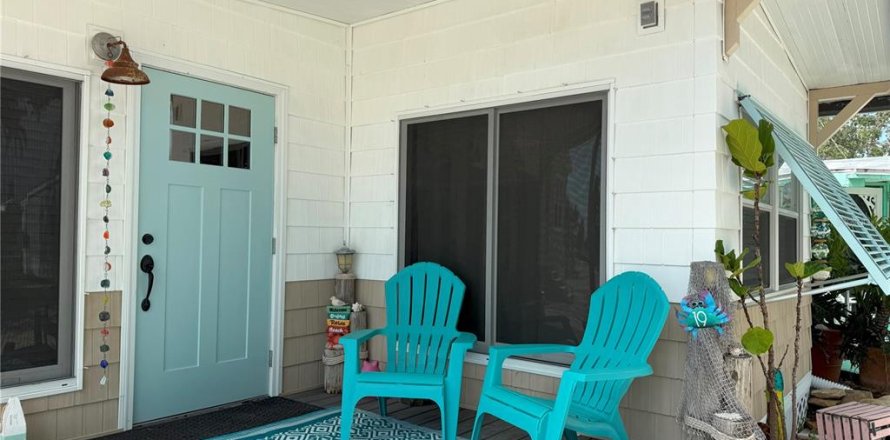 Apartment in Cortez, Florida 2 bedrooms, 72.93 sq.m. № 1913684