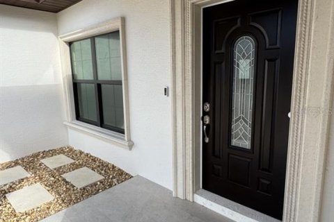 House in Okeechobee, Florida 4 bedrooms, 183.02 sq.m. № 2136205 - photo 9