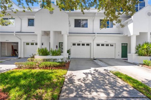 Townhouse in Seminole, Florida 4 bedrooms, 201.97 sq.m. № 2386617 - photo 3
