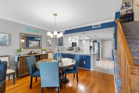 Townhouse in Seminole, Florida 4 bedrooms, 201.97 sq.m. № 2386617 - photo 15
