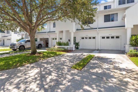 Townhouse in Seminole, Florida 4 bedrooms, 201.97 sq.m. № 2386617