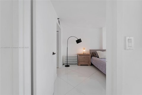 Copropriété à louer à North Bay Village, Floride: 2 chambres, 95.69 m2 № 1947518 - photo 15