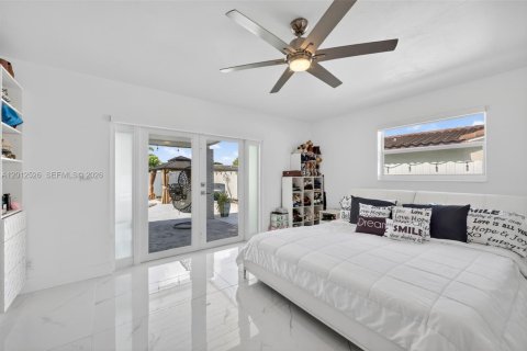Villa ou maison à vendre à Miami, Floride: 5 chambres, 153.85 m2 № 2076124 - photo 27