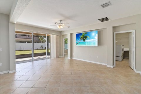 House in Windermere, Florida 4 bedrooms, 255.02 sq.m. № 1780842 - photo 13
