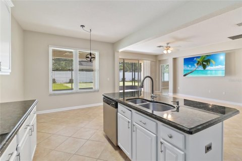 House in Windermere, Florida 4 bedrooms, 255.02 sq.m. № 1780842 - photo 19