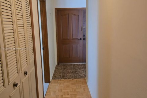 Casa en venta en Port St. Lucie, Florida, 2 dormitorios, 139.07 m2 № 1799439 - foto 12