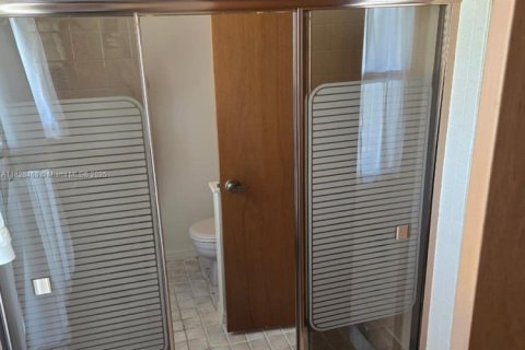 Casa en venta en Port St. Lucie, Florida, 2 dormitorios, 139.07 m2 № 1799439 - foto 16