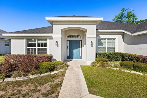 House in Leesburg, Florida 4 bedrooms, 236.81 sq.m. № 2098198 - photo 3