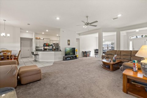House in Leesburg, Florida 4 bedrooms, 236.81 sq.m. № 2098198 - photo 6