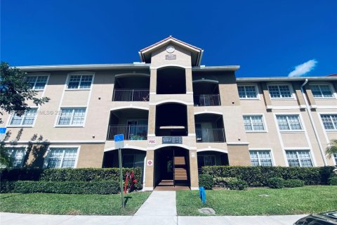 Copropriété à louer à Pembroke Pines, Floride: 2 chambres, 104.98 m2 № 1956422 - photo 22