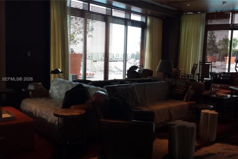 Condo in Miami, Florida, 1 bedroom  № 2026356 - photo 23