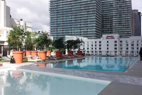 Condo in Miami, Florida, 1 bedroom  № 2026356 - photo 13