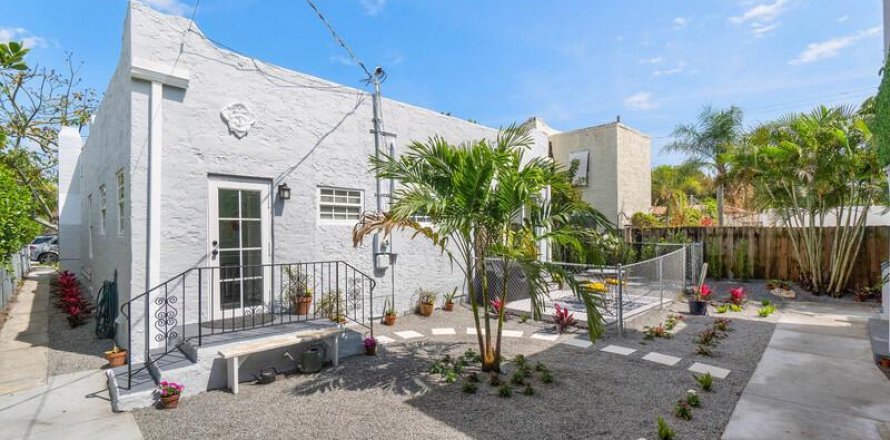 Casa en West Palm Beach, Florida 3 dormitorios, 138.98 m2 № 1217386