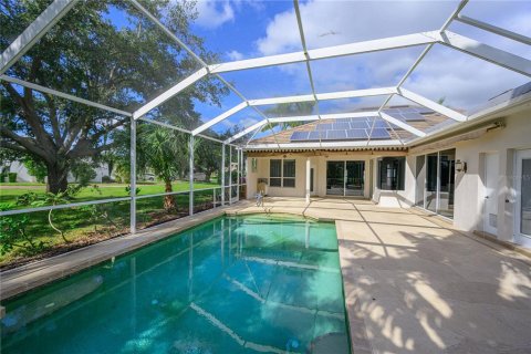 House in Bradenton, Florida 4 bedrooms, 303.05 sq.m. № 2429532 - photo 9