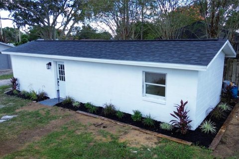 House in Dundee, Florida 5 bedrooms, 265.33 sq.m. № 2423855 - photo 25