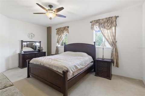 Condo in Orlando, Florida, 3 bedrooms  № 2147449 - photo 15