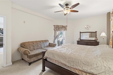 Condo in Orlando, Florida, 3 bedrooms  № 2147449 - photo 16