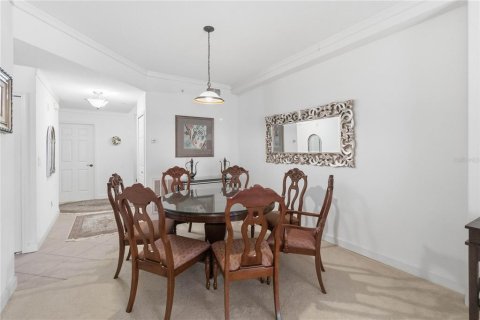 Condo in Orlando, Florida, 3 bedrooms  № 2147449 - photo 8