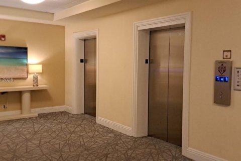 Купить кондоминиум в Холливуд, Флорида 54.81м2, № 1967643 - фото 19