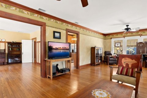 House in Bradenton, Florida 2 bedrooms, 119.19 sq.m. № 2219229 - photo 11