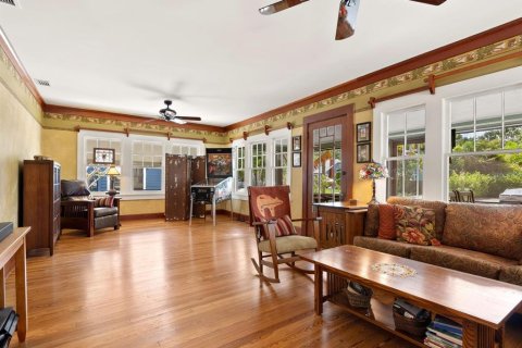 House in Bradenton, Florida 2 bedrooms, 119.19 sq.m. № 2219229 - photo 9