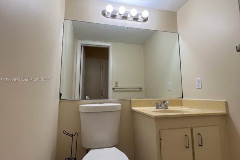 Appartement à louer à Lauderhill, Floride: 1 chambre, 76.37 m2 № 2055641 - photo 10