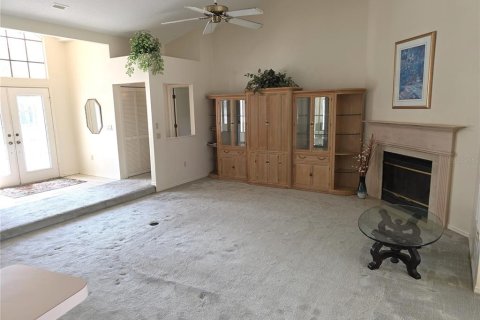 House in Weeki Wachee, Florida 3 bedrooms, 213.58 sq.m. № 1805577 - photo 5
