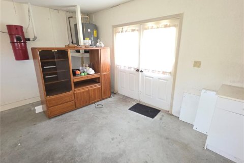 House in Weeki Wachee, Florida 3 bedrooms, 213.58 sq.m. № 1805577 - photo 28