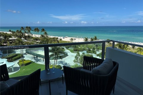 Condo in Miami Beach, Florida, 2 bedrooms  № 1942294 - photo 3