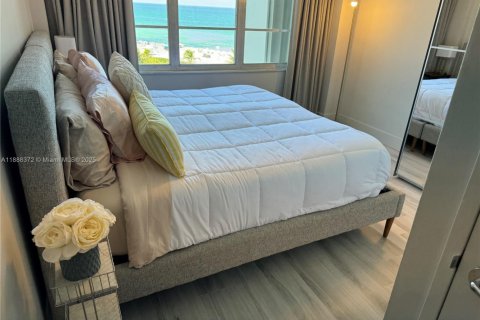 Condominio en alquiler en Miami Beach, Florida, 2 dormitorios, 95.69 m2 № 1942294 - foto 18