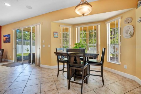 House in Orlando, Florida 5 bedrooms, 328.5 sq.m. № 2401096 - photo 22