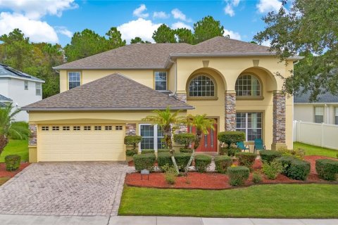 House in Orlando, Florida 5 bedrooms, 328.5 sq.m. № 2401096