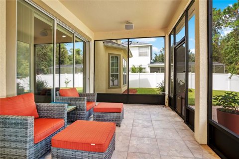 House in Orlando, Florida 5 bedrooms, 328.5 sq.m. № 2401096 - photo 24