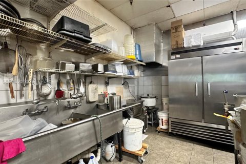 Immobilier commercial à vendre à Lake Worth, Floride № 2020441 - photo 13