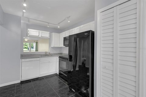 Condominio en venta en Orlando, Florida, 2 dormitorios, 85.47 m2 № 1784684 - foto 13