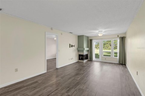 Condominio en venta en Orlando, Florida, 2 dormitorios, 85.47 m2 № 1784684 - foto 3