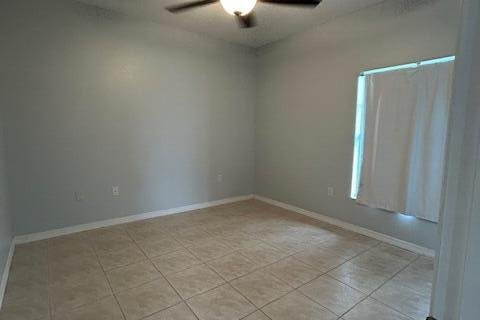 Villa ou maison à vendre à Okeechobee, Floride: 3 chambres, 167.22 m2 № 2248487 - photo 9