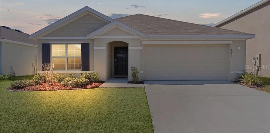 Casa en Wildwood, Florida 3 dormitorios, 154.59 m2 № 1826847