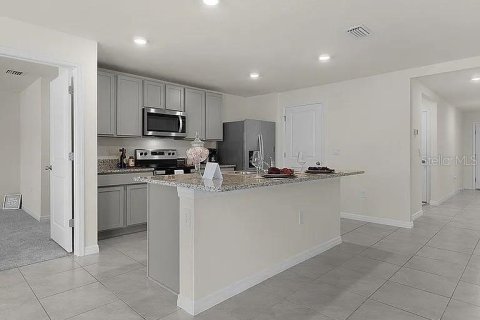 Casa en alquiler en Wildwood, Florida, 3 dormitorios, 154.59 m2 № 1826847 - foto 6