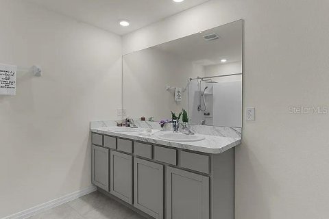 Casa en alquiler en Wildwood, Florida, 3 dormitorios, 154.59 m2 № 1826847 - foto 14