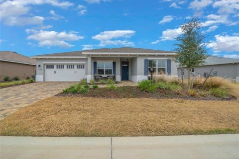 Villa ou maison à vendre à Ocala, Floride: 2 chambres, 184.23 m2 № 2135943 - photo 2