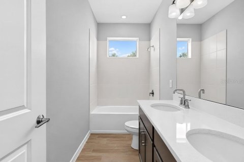 Casa en venta en Mount Dora, Florida, 4 dormitorios, 166.3 m2 № 2302782 - foto 28