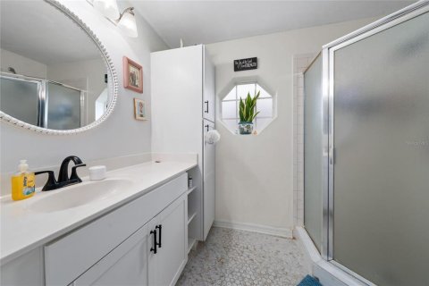 Villa ou maison à vendre à Kissimmee, Floride: 4 chambres, 158.31 m2 № 2143639 - photo 11