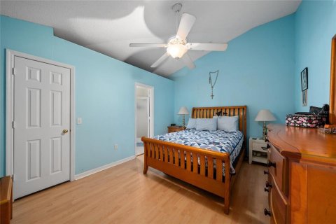 Villa ou maison à vendre à Kissimmee, Floride: 4 chambres, 158.31 m2 № 2143639 - photo 12