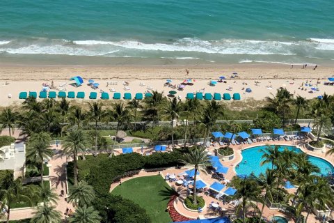 Condo in Fort Lauderdale, Florida, 3 bedrooms № 2189238 - photo 9