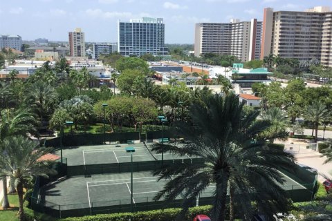 Condo in Fort Lauderdale, Florida, 3 bedrooms № 2189238 - photo 14