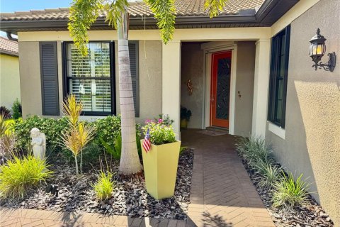 Villa ou maison à vendre à North Port, Floride: 2 chambres, 157.75 m2 № 2344886 - photo 4