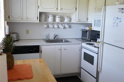 Condominio en alquiler en Sun City Center, Florida, 2 dormitorios, 89.19 m2 № 1916879 - foto 7