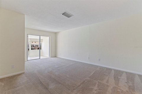 House in Saint Petersburg, Florida 2 bedrooms, 130.06 sq.m. № 2101767 - photo 26