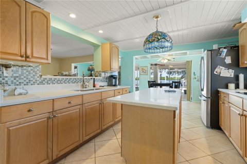 Villa ou maison à vendre à Port Charlotte, Floride: 2 chambres, 195.47 m2 № 2410027 - photo 21